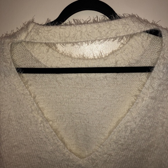 Fuzzy White Open-Back Sweater - Picture 4 of 5